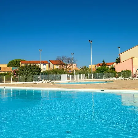 아파트호텔 Goelia Le Village Club Marin 3*