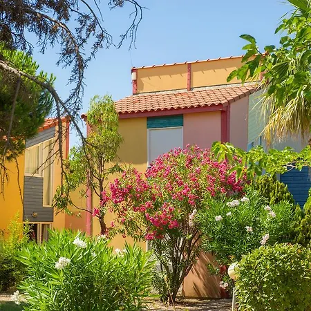 아파트호텔 Goelia Le Village Club Marin