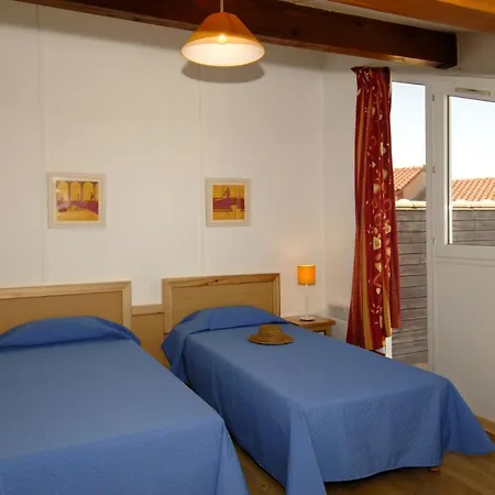 아파트호텔 Goelia Le Village Club Marin 3*